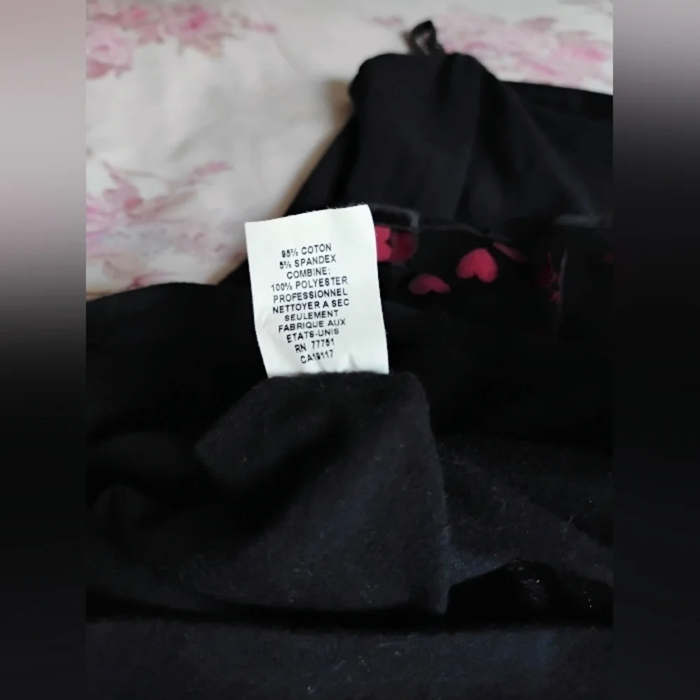 VINTAGE Betsey Johnson Black Dress w/Ruffles & Velvet Pink Hearts •SIZE SMALL 💕 - Picture 6 of 8